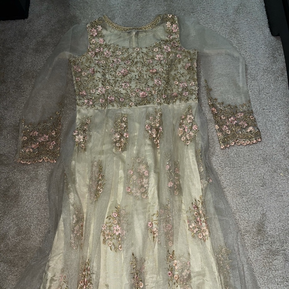 New Gold Floral long Sleeve dress